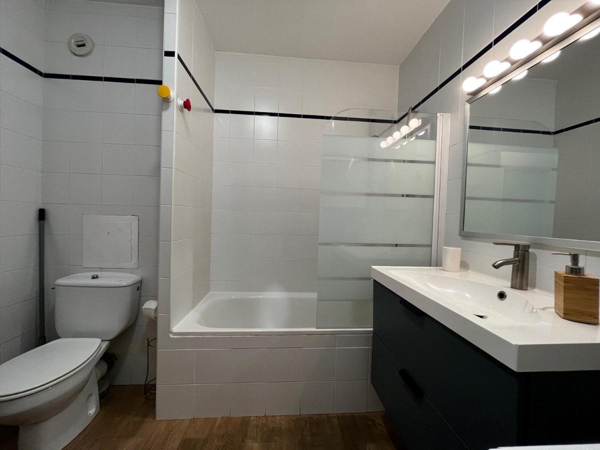 Bel Appartement T3 Avec Jardin, Piscine Et Parking, Proche Plage A Hendaye - Fr-1-239-739 Экстерьер фото